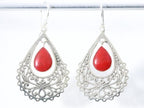 Grote opengewerkte zilveren oorbellen met rode koraal steen afbeelding 1