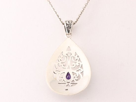 Traditionele bewerkte zilveren hanger met amethist aan ketting afbeelding 3
