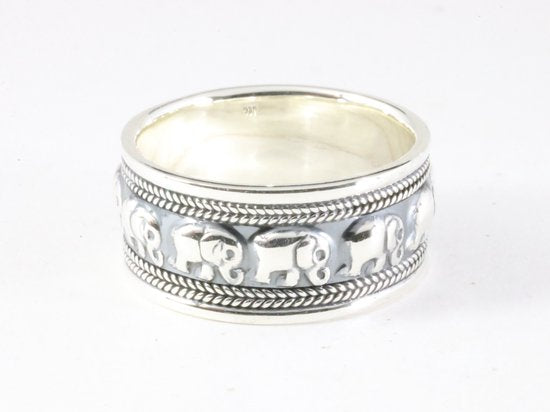 Brede zilveren ring met olifanten afbeelding 1