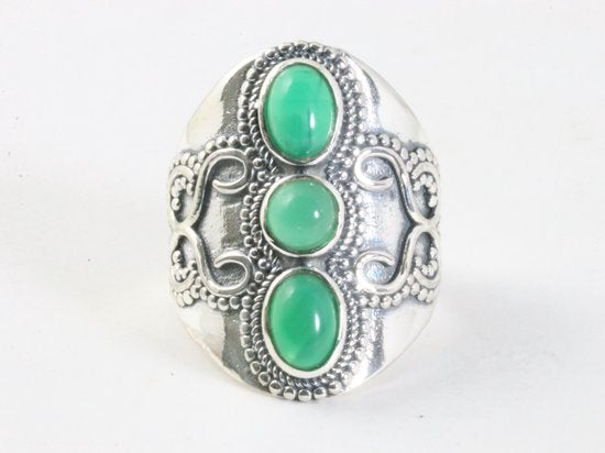 Zware bewerkte zilveren ring met 3 groene onyx stenen afbeelding 4