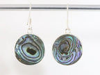 Ronde zilveren oorbellen met levensboom op abalone schelp afbeelding 3