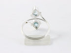 Fijne zilveren ring met blauwe topaas afbeelding 3