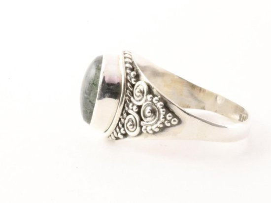 Bewerkte zilveren ring met zwarte rutielkwarts afbeelding 2