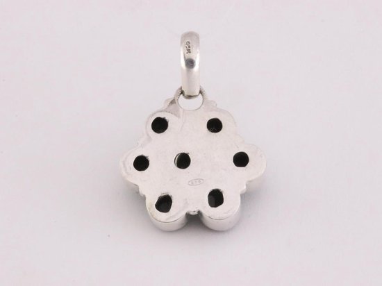 Bloemvormige zilveren hanger met onyx afbeelding 2