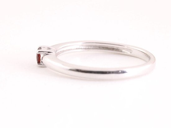 Fijne hoogglans zilveren ring met granaat afbeelding 2