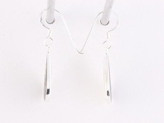 Druppelvormige zilveren oorbellen met abalone schelp afbeelding 2