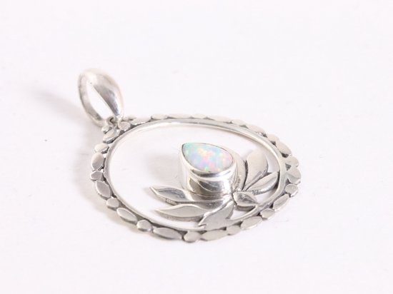 Ronde zilveren lotus bloem hanger met welo opaal afbeelding 2