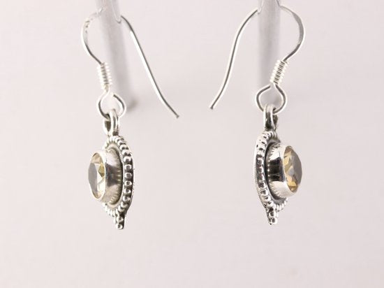 Fijne bewerkte ronde zilveren oorbellen met citrien afbeelding 2