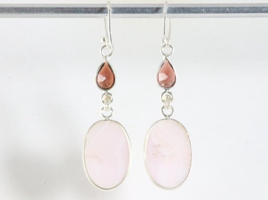 Lange zilveren oorbellen met roze lace agaat en granaat afbeelding 2