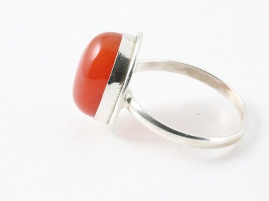 Ovale zilveren ring met carneool afbeelding 2