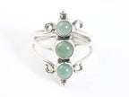 Opengewerkte zilveren ring met 3 groene aventurijn stenen afbeelding 4