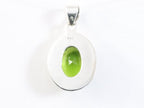 Fijne bewerkte ovale zilveren hanger met peridoot afbeelding 3