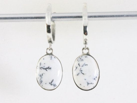 Hoogglans zilveren oorbellen met dendriet opaal afbeelding 3