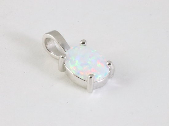 Fijne zilveren hanger met welo opaal aan ketting afbeelding 2