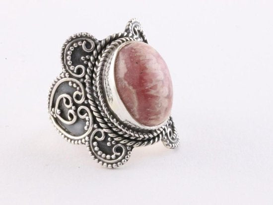 Bewerkte zilveren ring met rhodochrosiet afbeelding 1