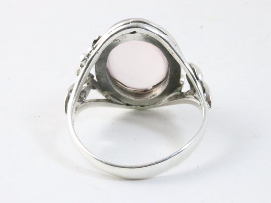 Opengewerkte zilveren ring met rozenkwarts afbeelding 3