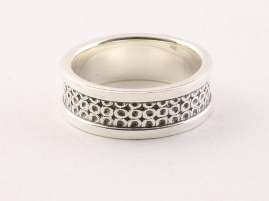 Fijn bewerkte zilveren ring afbeelding 1