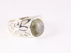 Opengewerkte zilveren ring met labradoriet afbeelding 1