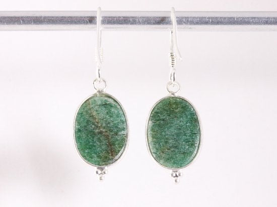 Zilveren oorbellen met jade afbeelding 3