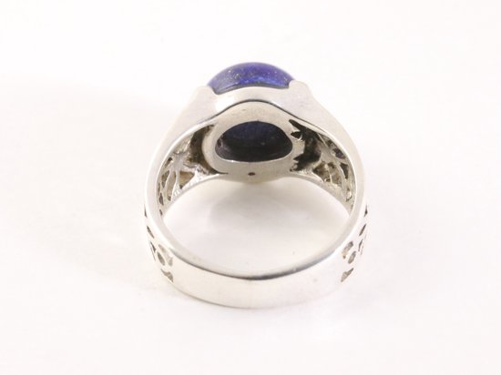 Opengewerkte zilveren ring met lapis lazuli afbeelding 3