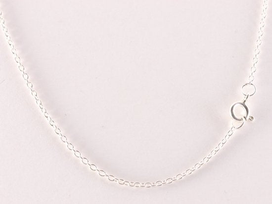 Bewerkte zilveren hanger met onyx aan ketting afbeelding 5