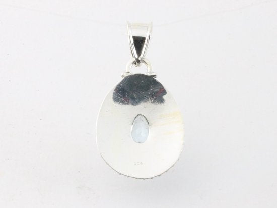 Bewerkte druppelvormige zilveren hanger met blauwe topaas afbeelding 3