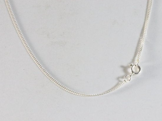 Zilveren vlinder hanger met goudkleurige schelp aan ketting afbeelding 5