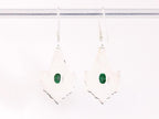 Bewerkte zilveren oorbellen met smaragd afbeelding 3