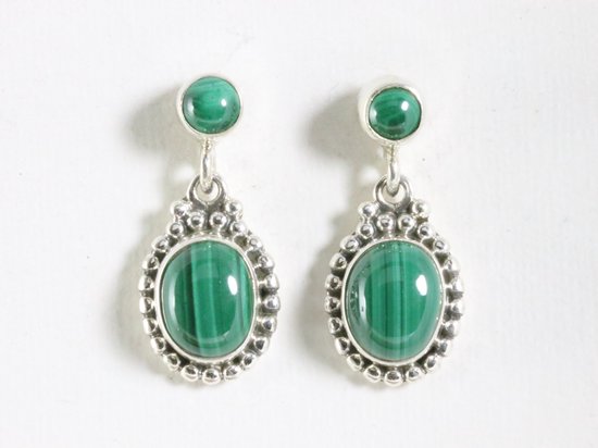 Bewerkte zilveren oorstekers met malachiet afbeelding 2