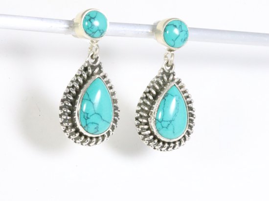 Bewerkte zilveren oorstekers met turkoois afbeelding 2