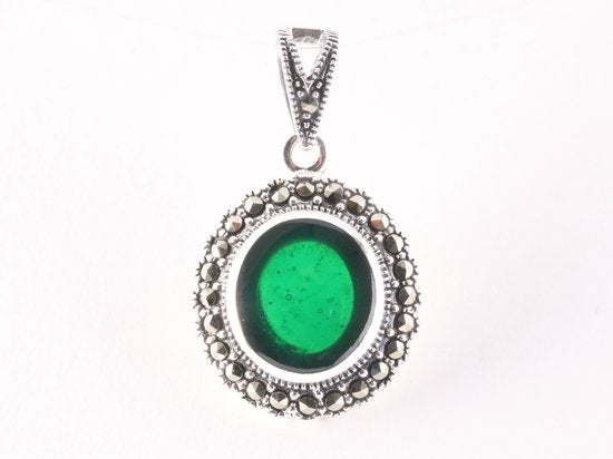 Ovale zilveren hanger met jade en marcasiet afbeelding 1