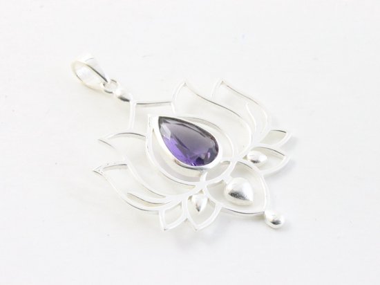 Opengewerkte zilveren lotus hanger met amethist afbeelding 2