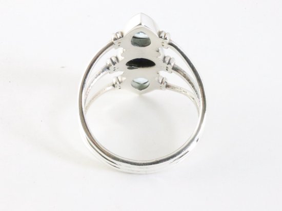 Langwerpige zilveren ring met lapis lazuli en blauwe topaas - maat 20 afbeelding 3