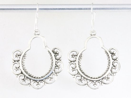 Traditionele bewerkte zilveren oorbellen afbeelding 4