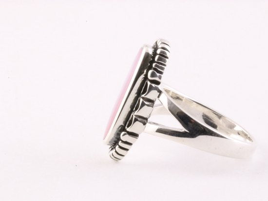 Bewerkte zilveren ring met roze parelmoer afbeelding 2