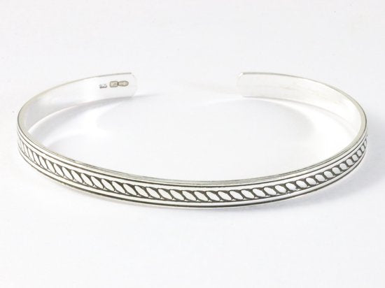 Fijne bewerkte zilveren klemarmband afbeelding 3