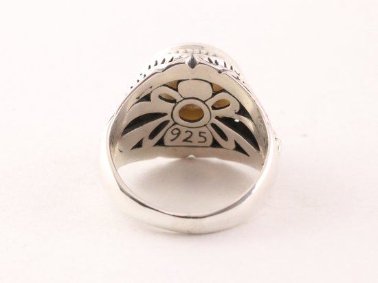 Zware bewerkte zilveren ring met witte mabe parel afbeelding 3