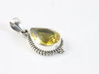 Bewerkte druppelvormige zilveren hanger met citrien aan ketting afbeelding 2