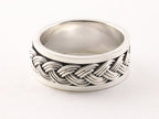 Zware zilveren geluksring met vlechtmotief afbeelding 1