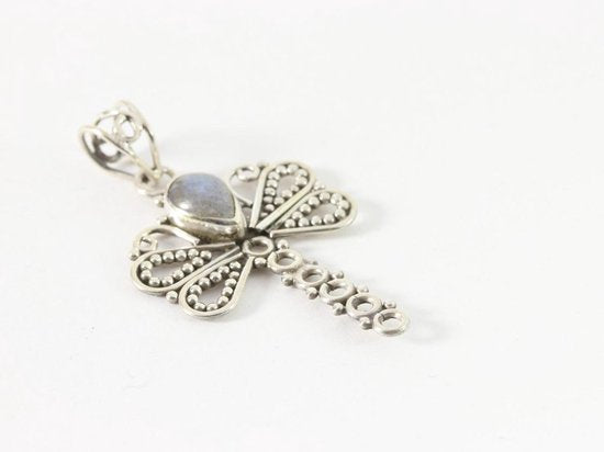Opengewerkte zilveren libelle hanger met labradoriet afbeelding 2