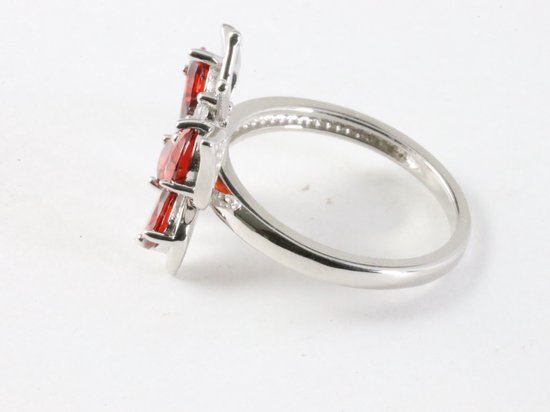 Hoogglans zilveren vlinder ring met granaat en witte topaas afbeelding 2