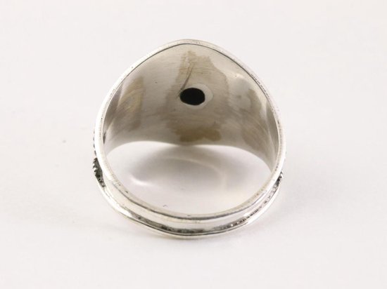Bewerkte zilveren ring met tijgeroog afbeelding 3