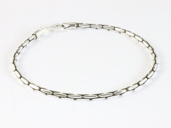 Fijne zilveren armband met popcorn schakels afbeelding 2