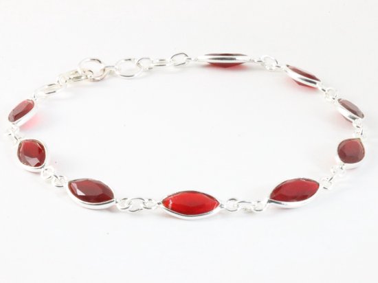 Fijne zilveren armband met granaat afbeelding 2