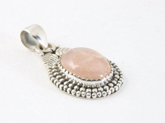 Bewerkte zilveren hanger met roze morganiet afbeelding 2