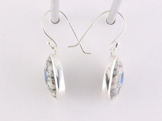 Ovale zilveren oorbellen met K2 jaspis afbeelding 2