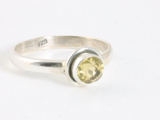 Fijne ronde zilveren ring met citrien afbeelding 1