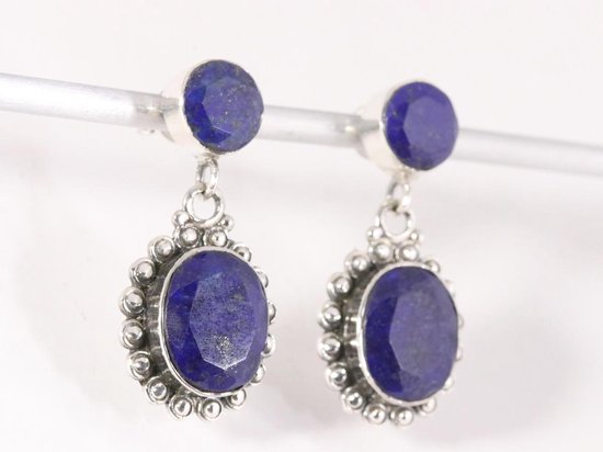 Bewerkte zilveren oorstekers met lapis lazuli afbeelding 2