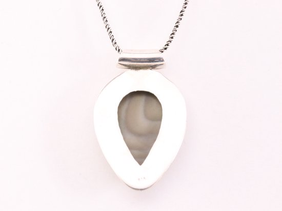 Bewerkte zilveren hanger met flint agaat aan ketting afbeelding 3
