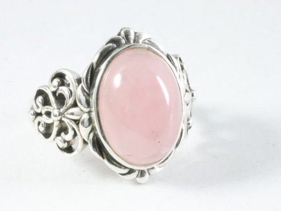 Zware bewerkte zilveren ring met rozenkwarts afbeelding 1